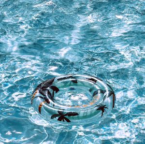 Clean Sparkling Pool